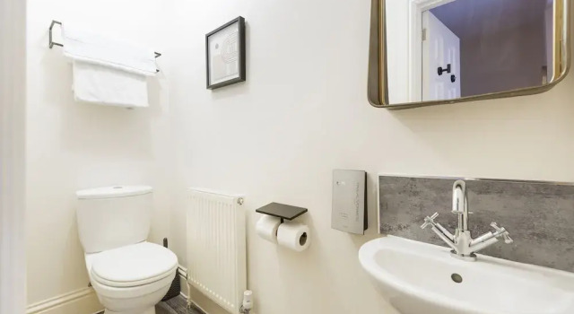 Апартаменты Clifton House I Free Private Parking
