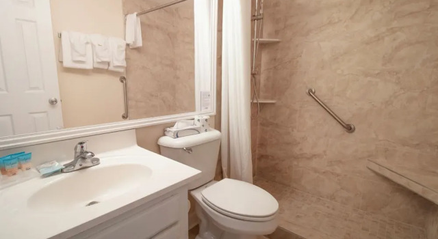 Номер Standard с красивым видом из окна The Oceanfront Litchfield Inn 251