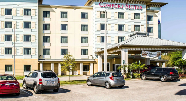 Comfort Suites Palm Bay - Melbourne