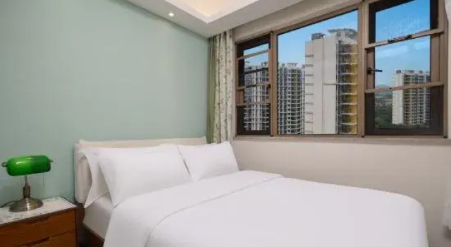 Люкс с 2 комнатами с балконом и с видом на сад Chenxi Scenic Apartment (Shenzhou Peninsula)