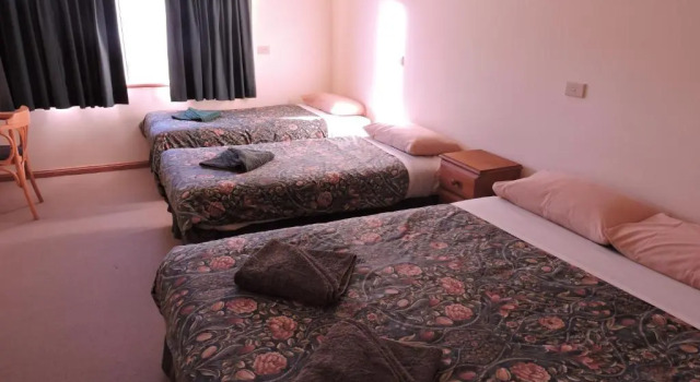 Standard Quadruple room JE Resort