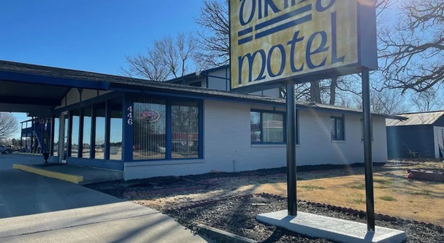 Viking Motel, 预订 汽车旅馆 Lindsborg 堪萨斯州