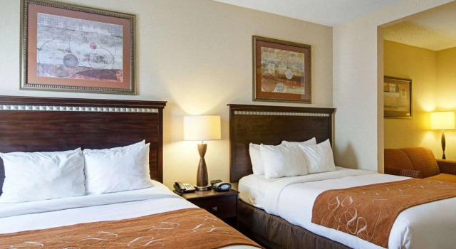 Четырёхместный люкс Comfort Suites Conway