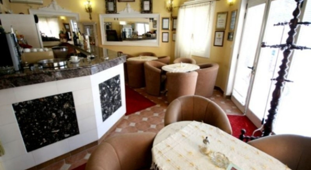 Hotel Kostas