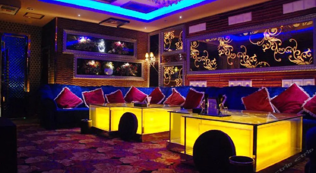 Shenzhen Air International Hotel Kashi, Boek Hotel Kashgar Xinjiang
