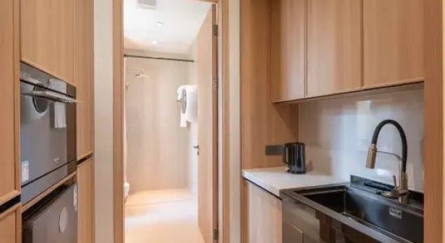 Номер Classic InterContinental Shanghai Jing An by IHG