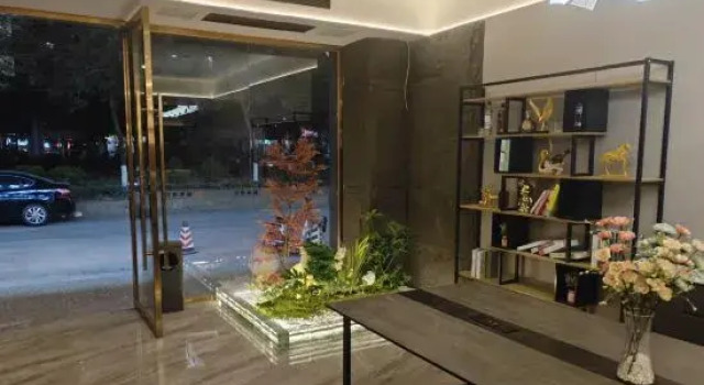 Xinxing Yiju Hotel (Yunzhou Garden), Boek Hotel Hotels in Guangdong met parkeren, Parkeren