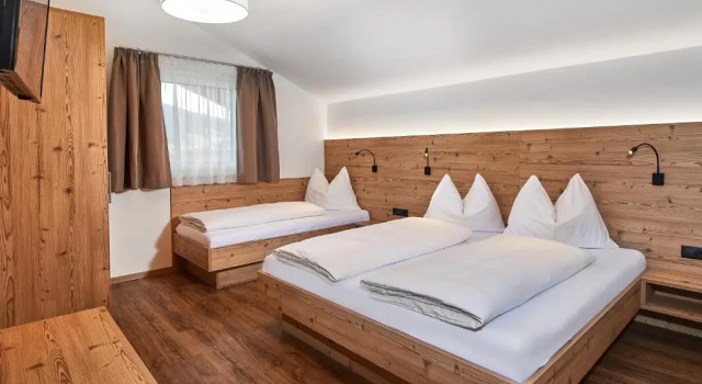 Апартаменты с 3 комнатами Apartment Ransburggut