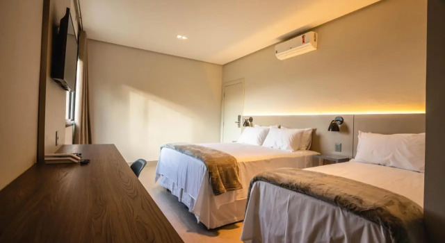 Naim Hotel