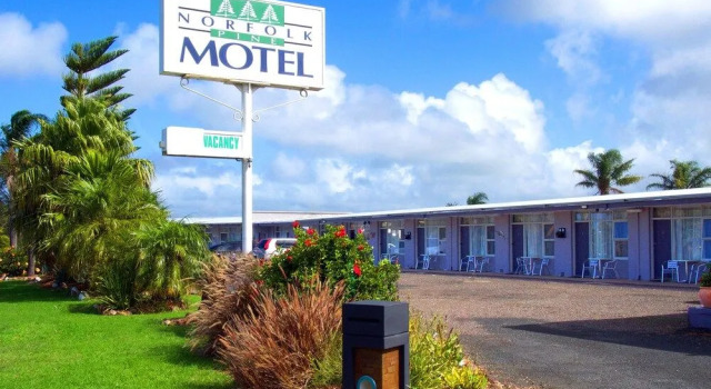 Norfolk Pines Motel, Забронировать Мотель Меримбула Sapphire Coast