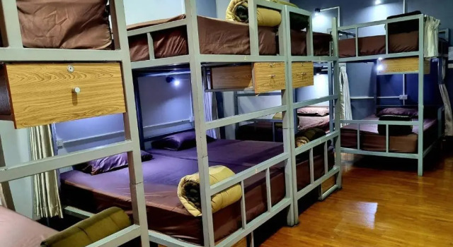 Кровать в общем номере (мужской номер) T2B Hostel