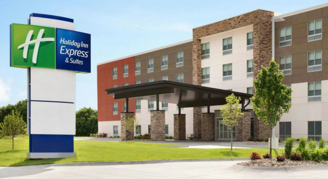 Holiday Inn Express & Suites Lindale – Tyler by IHG