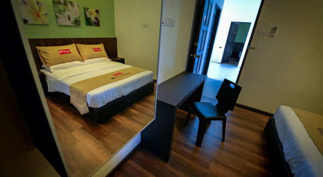 Palm City Villa