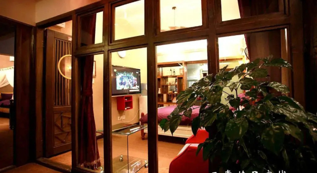 Yuntang Inn, Забронировать Отель Лицзян Юньнань, рядом с Улица Сквер-стрит Древнего города Даянь