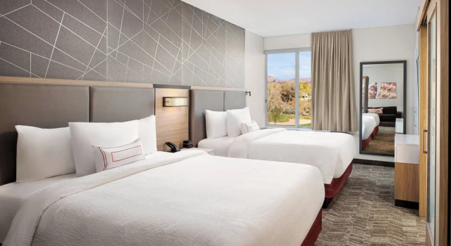 Люкс Deluxe SpringHill Suites by Marriott St. George Washington