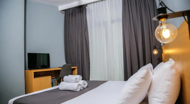 Двухместный номер Standard с балконом Arc Hotel Tirana