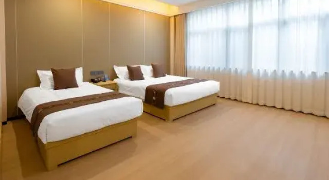 Suite Global Village Hotel