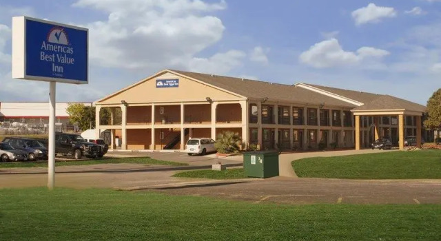 Кровать в общем номере Americas Best Value Inn Waco - Franklin Avenue