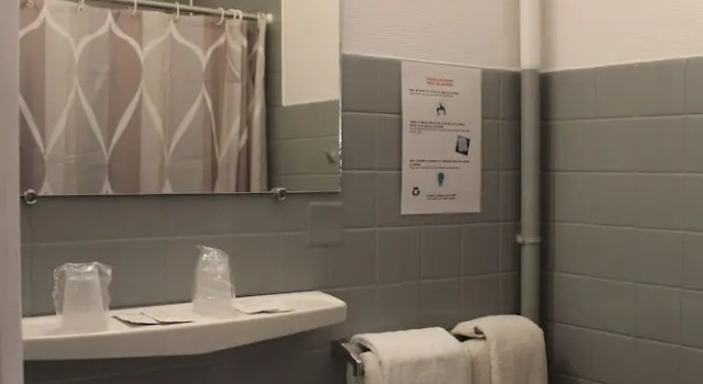 Трёхместный семейный номер Standard Hôtel Du Cygne