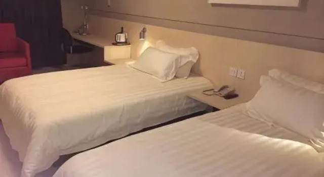 Двухместный номер Standard Jinjiang Inn Bazhou Shengfang Town