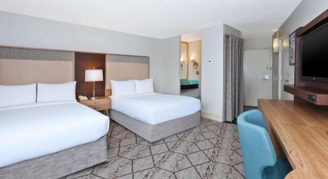 Двухместный номер Standard Crowne Plaza Syracuse