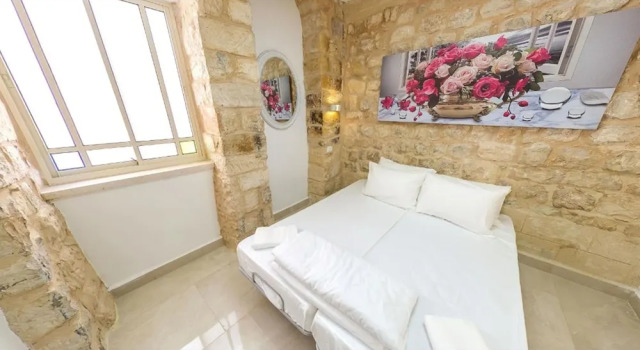 Люкс c 1 комнатой с видом на горы Vacation in the old city of Safed