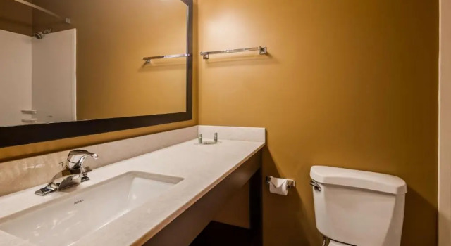 Люкс Best Western University Inn