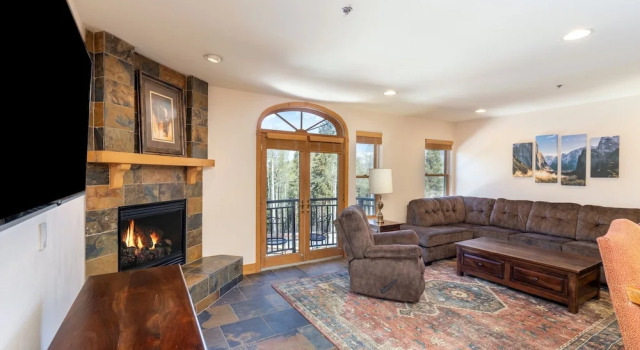Bear Creek Lodge 208a 1 Bedroom Condo by Alpine Lodging Telluride, Buchen Sie Ferienwohnung Hotels in Telluride ski mit Pool, Schwimmbad