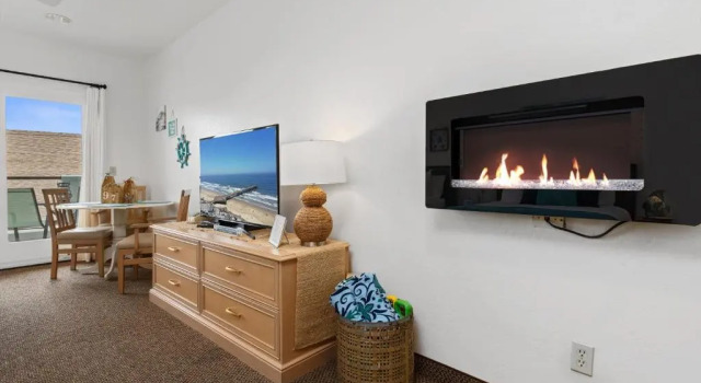 Beach House Inn & Suites, Забронировать Отель Отели Пизмо-Бич с парковкой, рядом с Sans Liege Wines, Парковка