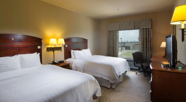 Четырёхместный номер Standard Hampton Inn and Suites-Brownsville