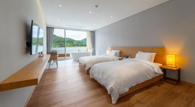 Двухместный номер Standard с видом на сад Gapyeong Hotel Suiteian