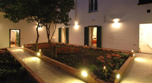 Апартаменты Androsa Apartments