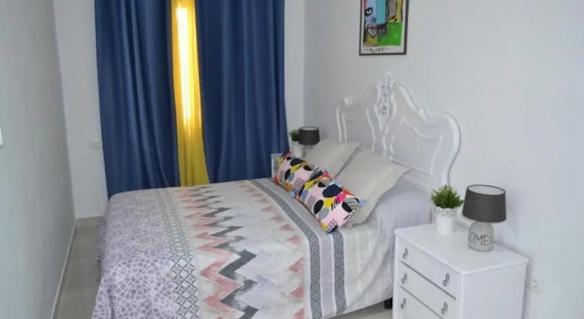 Апартаменты Large Superior 3 bedroom Apartment 15 Bathroom two Balconies full Aircondition