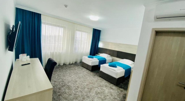 Hotel Bliss, Rezervovat Hotel Roman Neamţ