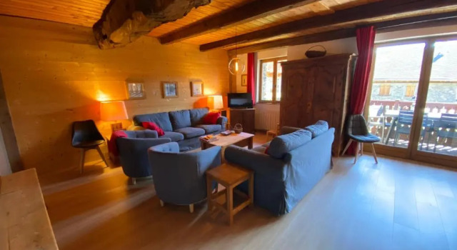 Chalet Fr Gilkens Arc 1600, Забронировать Шале Виллы Овернь-Рона-Альпы, Вилла