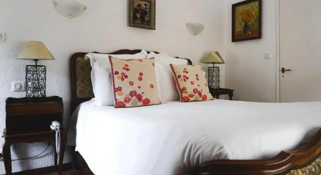 Номер Standard Hôtel-Restaurant Le Manoir De Montesquiou