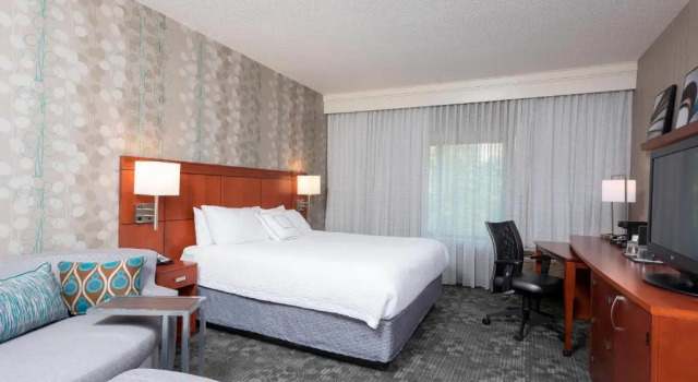 Номер Standard Courtyard by Marriott Traverse City