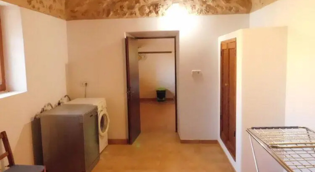 Authentic Spanish furnishings, spacious finca 2 km for San Miguel with barbecue, Book Hotel Hotels in Ibiza with a Pool, Swimming Pool
