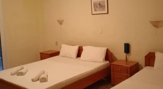 NOSTOS, Book Hotel Olymbiaki Akti 