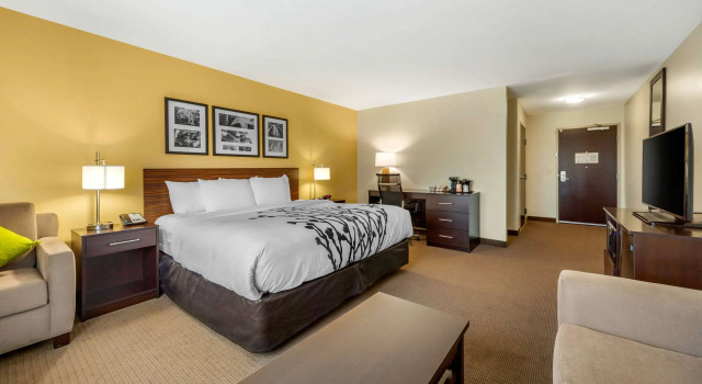 Двухместный люкс Sleep Inn & Suites Lincoln University Area