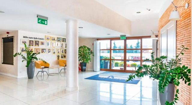 Hotel Kristoff, Boek Hotel Łaszków Groot-Polen