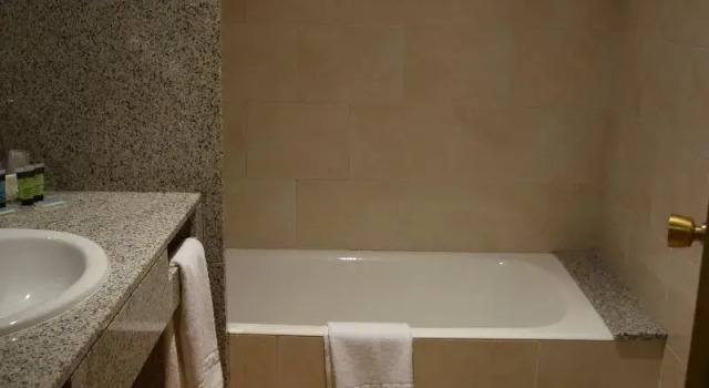 Одноместный номер Somriu Hotel City M28