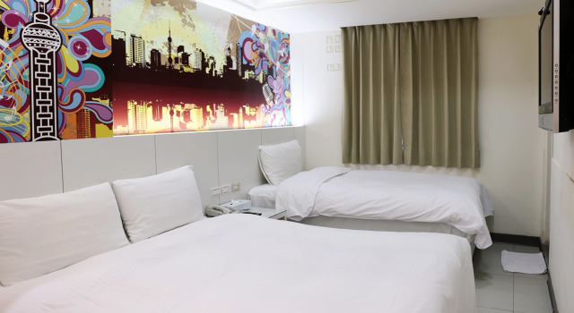 Трёхместный номер Standard Beethoven Express Hotel