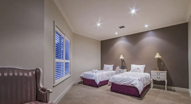Opulence At The Cove, Book Hotel Hope Island Gold Coast
