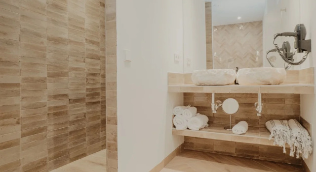 Студия Silken Comfy Studios Hotel