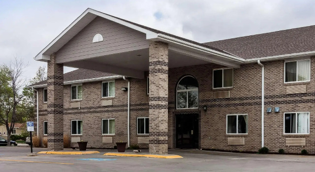 Super 8 Holdrege, Book Hotel Holdrege Nebraska