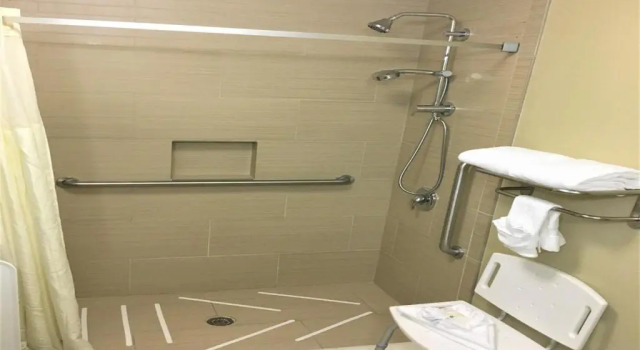 Люкс c 1 комнатой Quality Suites Nashville Airport