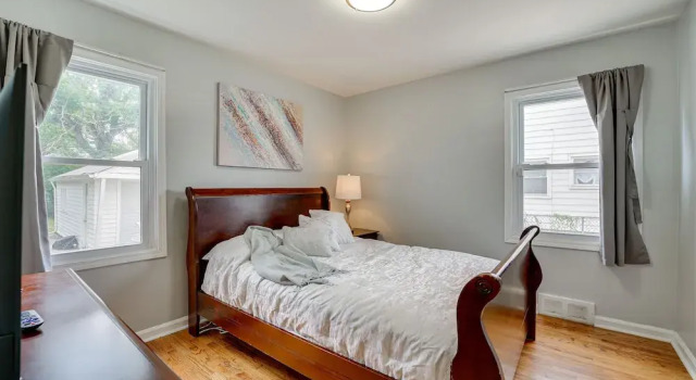 Коттедж Pet-friendly Southfield House w/ Ping-pong Table!