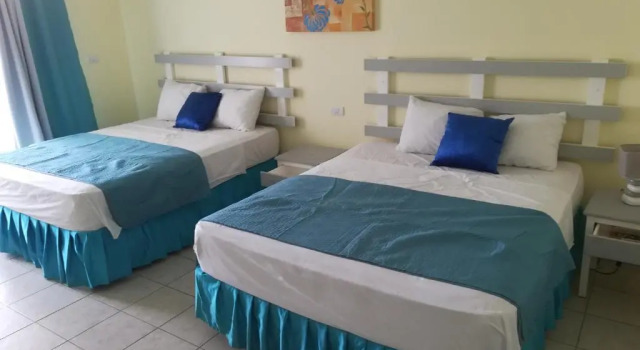 Четырёхместный номер Standard Costarena Beach Hotel