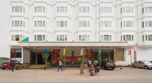 ZO Rooms Mysore Junction Railway Station, Забронировать Отель Отели штата Карнатаки 3 звезды, 3*